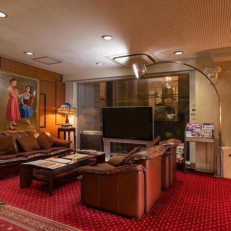 Hiroshima Intelligent Hotel Stadium Mae Buitenkant foto